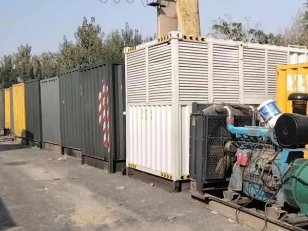 紫云200KW柴油发电机机组每小时油耗是多少？